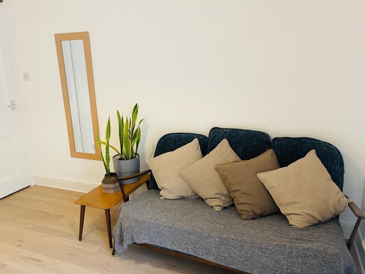 Ground Floor 1 Bedroom Flat In The City Centre Edinburgh Exterior foto