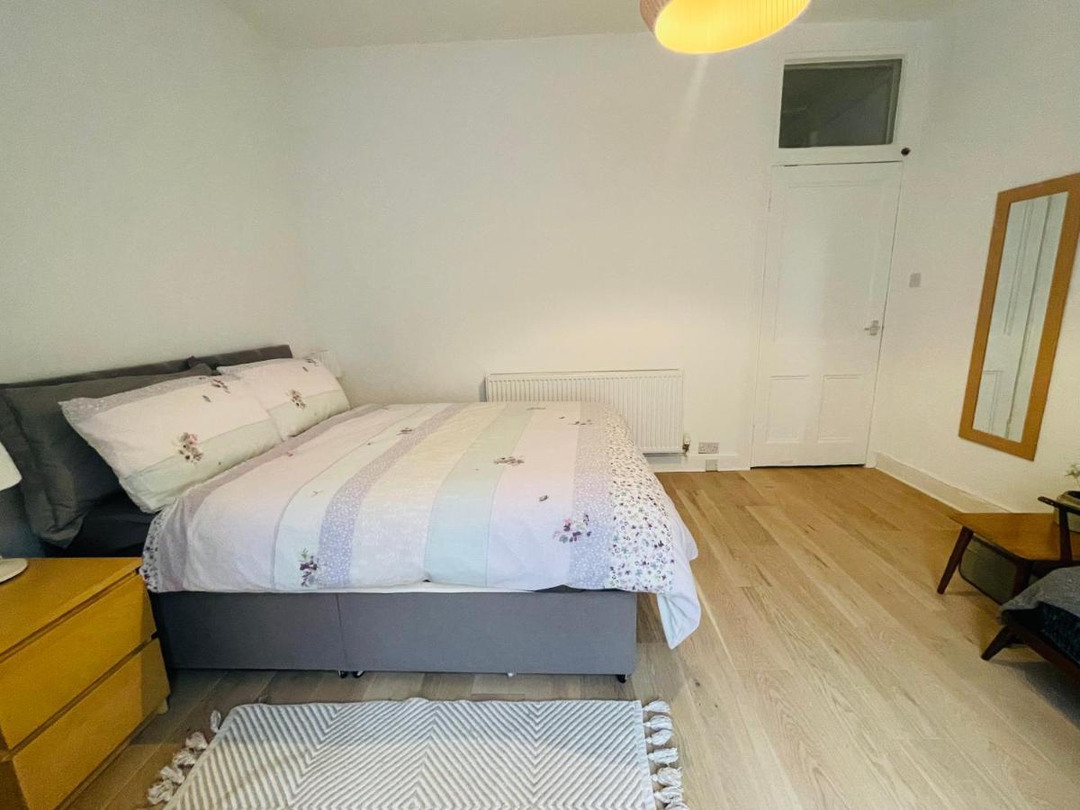 Ground Floor 1 Bedroom Flat In The City Centre Edinburgh Exterior foto